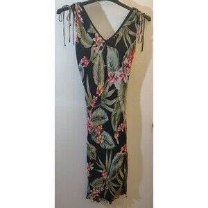 Lola P Black Floral Y2K Beaded  Long Length size small ruffle bottom